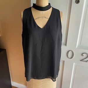 MAETTE | black sleeveless polyester keyhole back blouse M